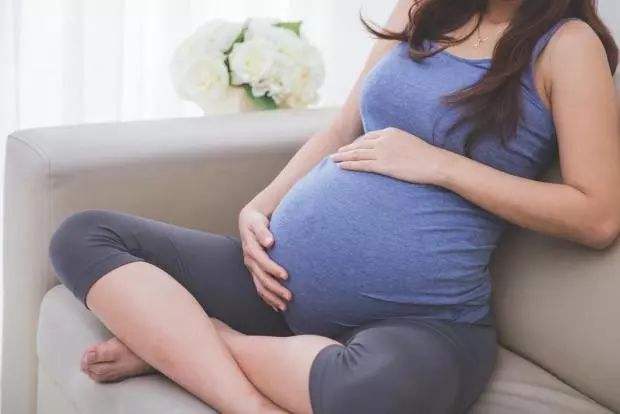 孕妇蛀牙，怀孕中期治疗最适当！